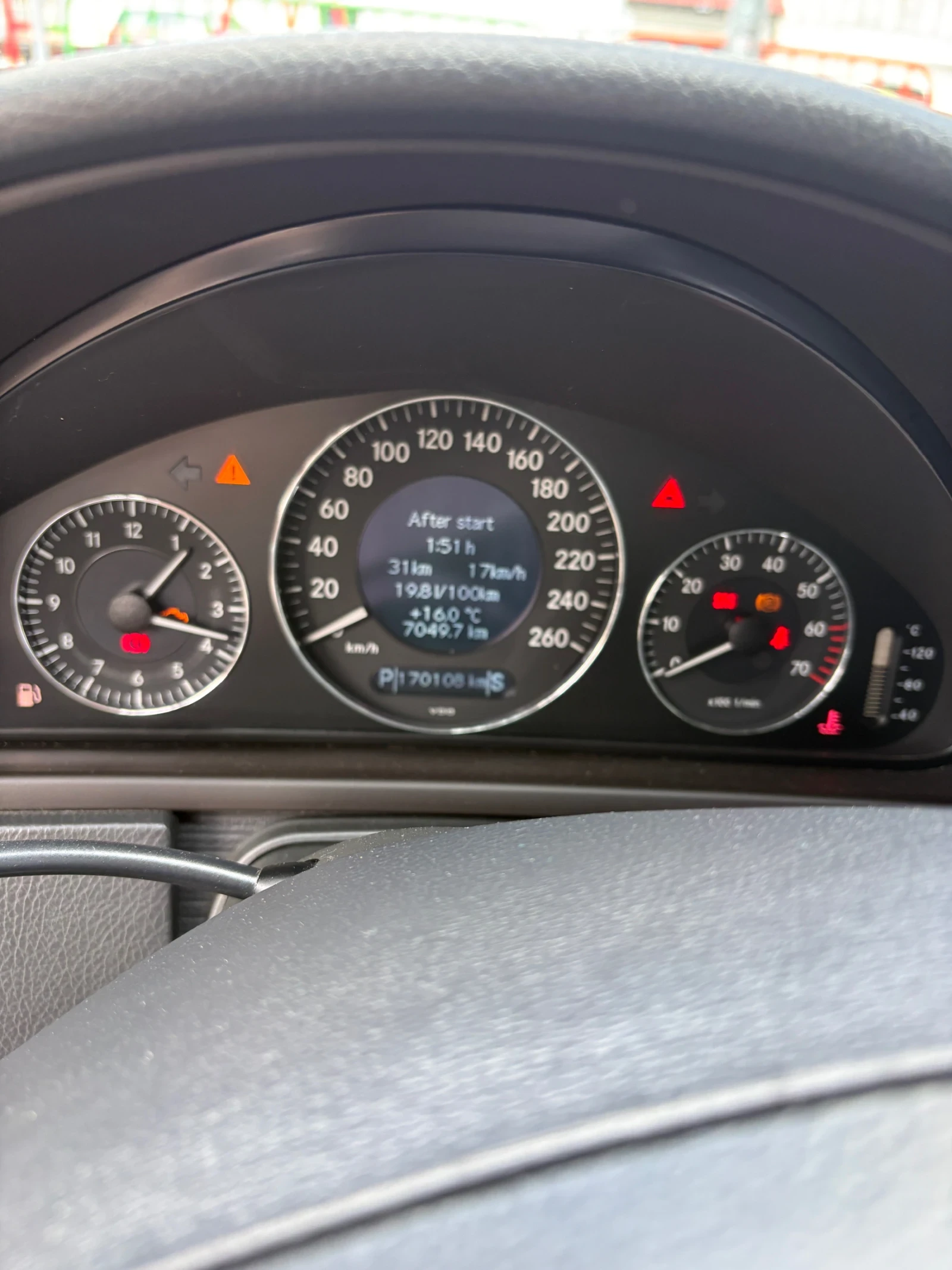 Mercedes-Benz CLK 500, снимка 13 - Автомобили и джипове - 53722908