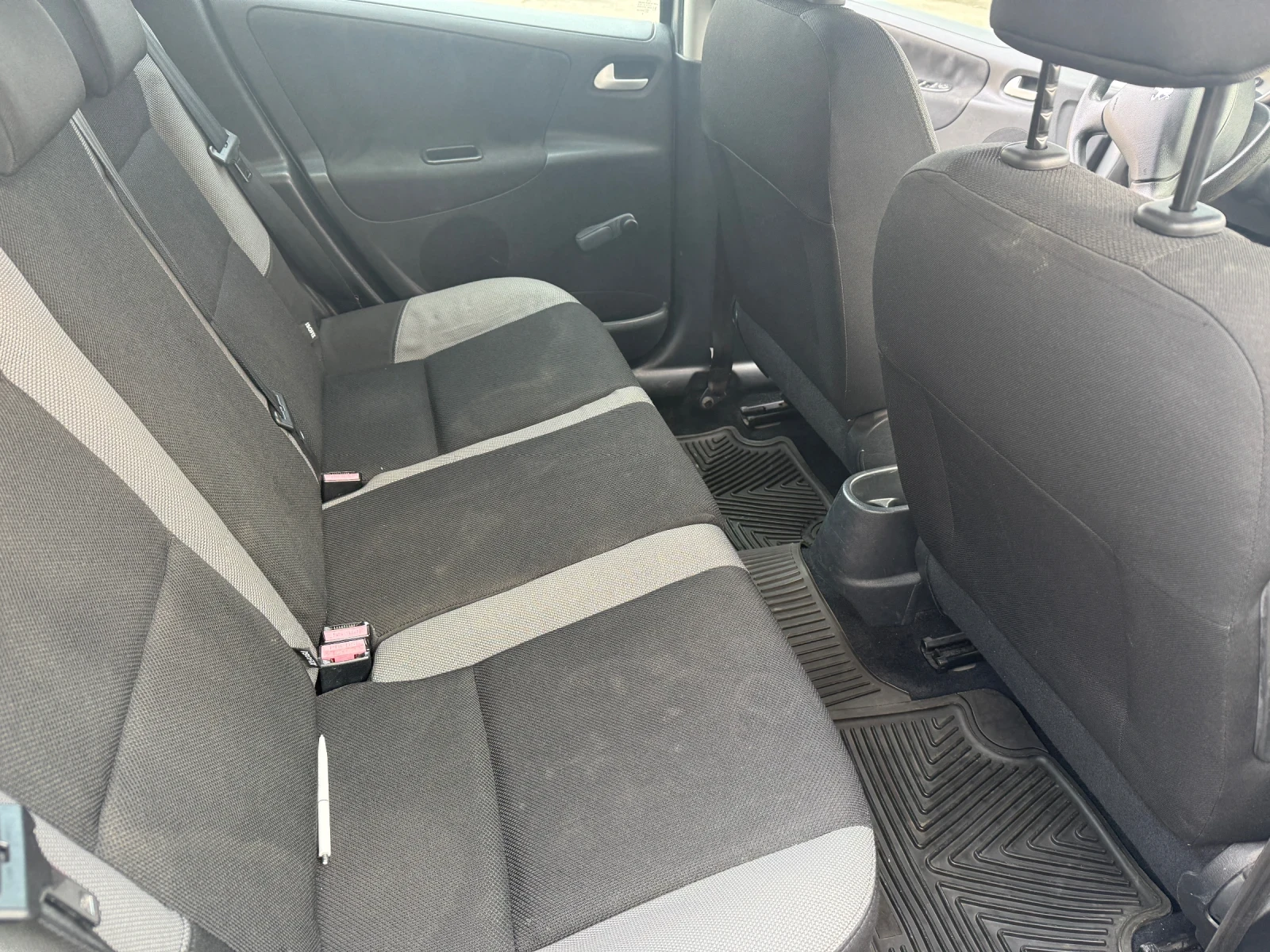 Peugeot 207, снимка 3 - Автомобили и джипове - 53998184