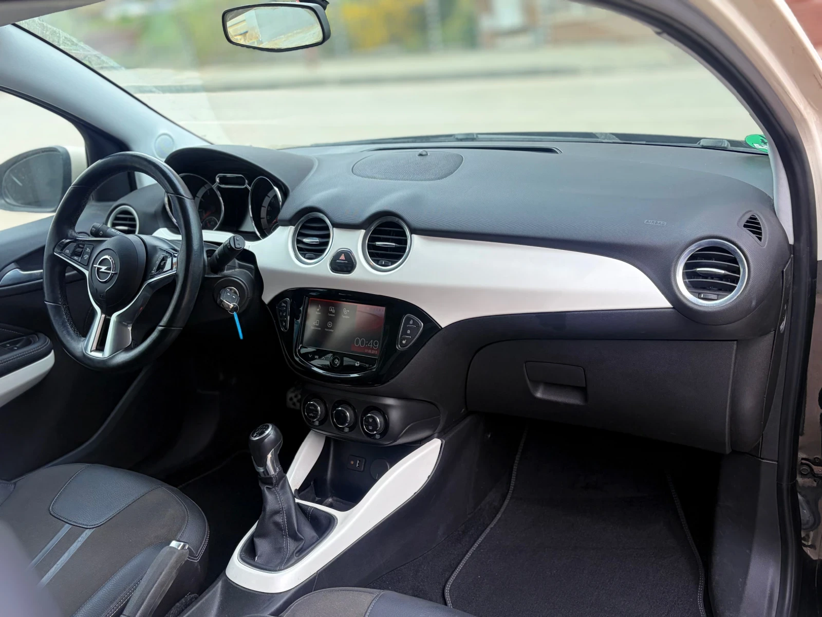 Opel Adam 1.4i, снимка 11 - Автомобили и джипове - 54068987