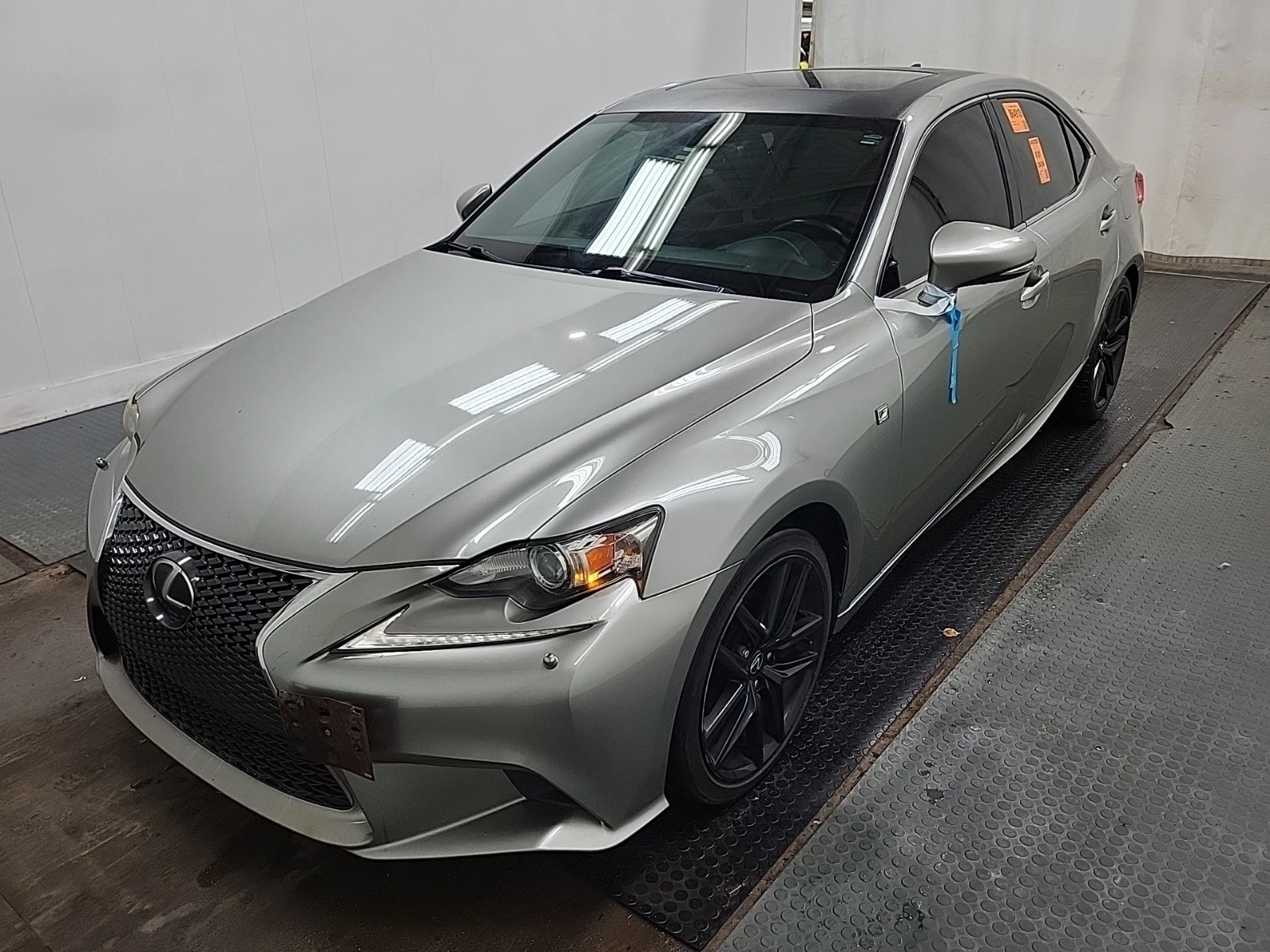 Lexus IS 250 F SPORT * ОБДУХВАНЕ * ЧЕРВЕН ИНТЕРИОР * CARFAX * 