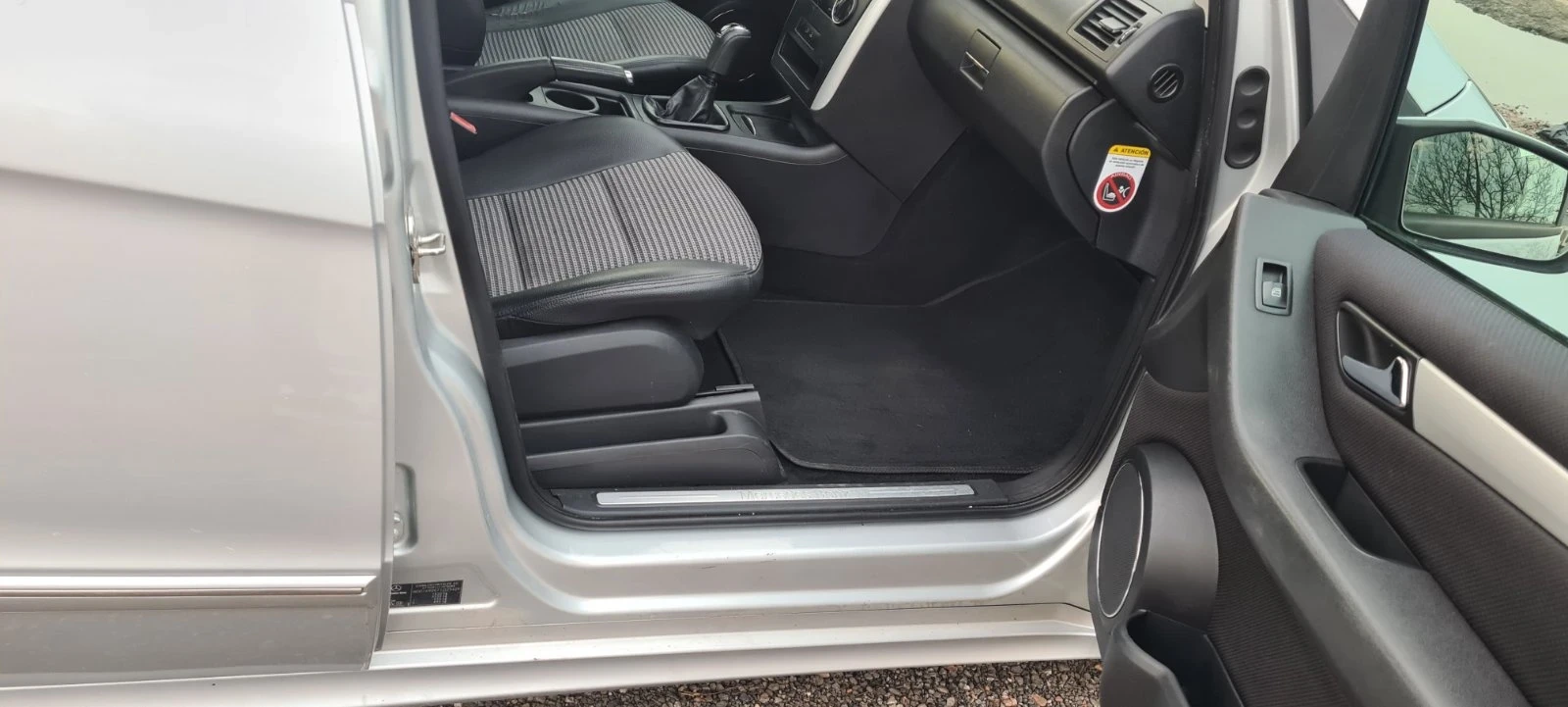 Mercedes-Benz A 180, снимка 11 - Автомобили и джипове - 54202928