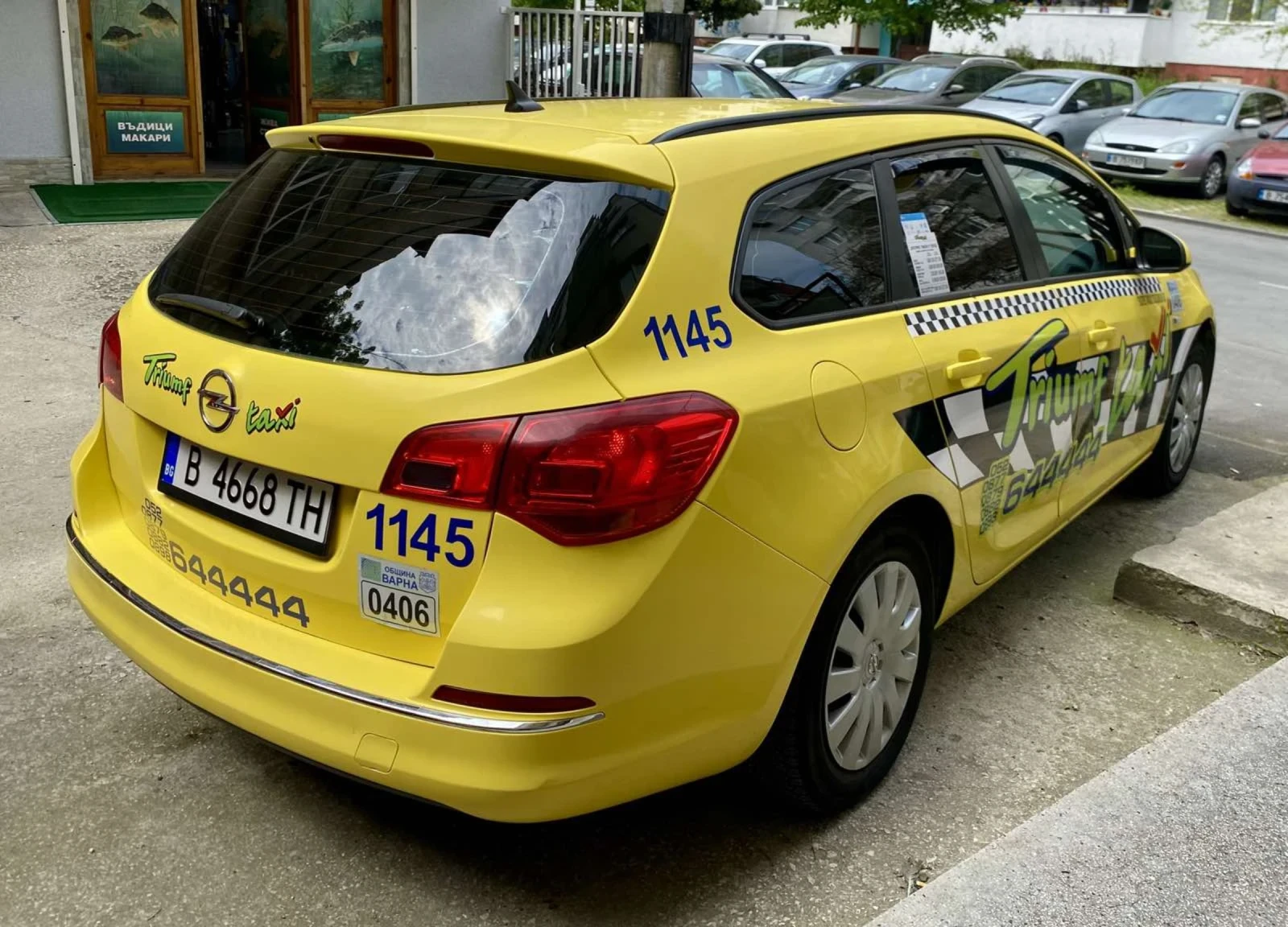Opel Astra 1.6 GAZ, снимка 4 - Автомобили и джипове - 54487304
