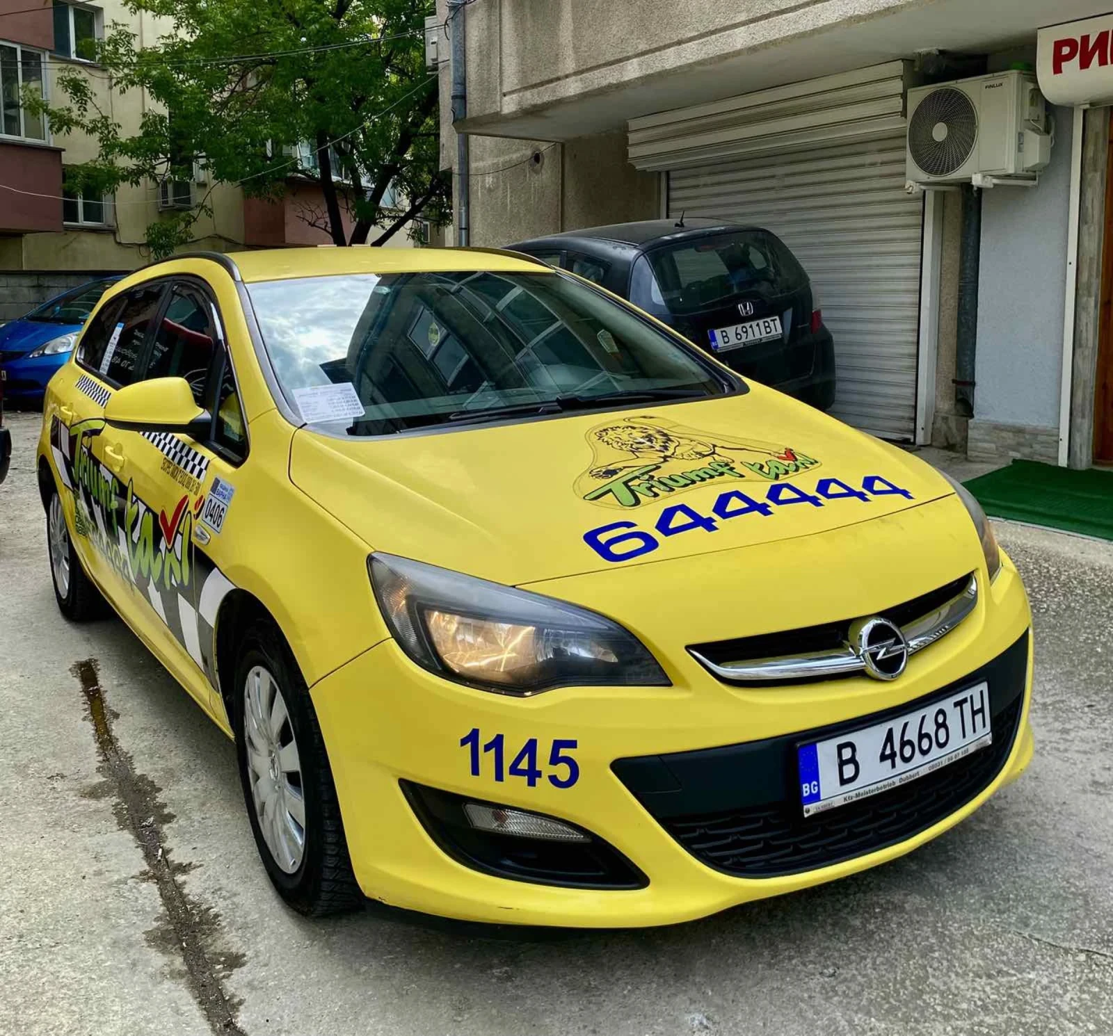 Opel Astra 1.6 GAZ, снимка 6 - Автомобили и джипове - 54487304
