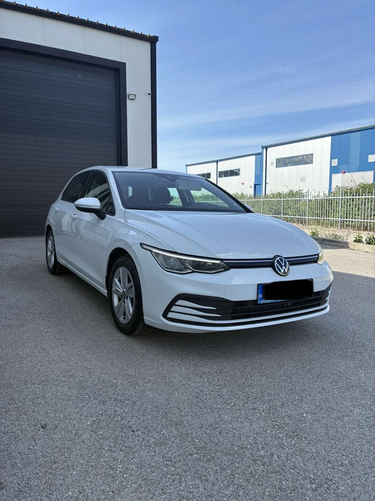 VW Golf Golf 8 Life 1.5 TSI 150hp, снимка 3 - Автомобили и джипове - 54722673