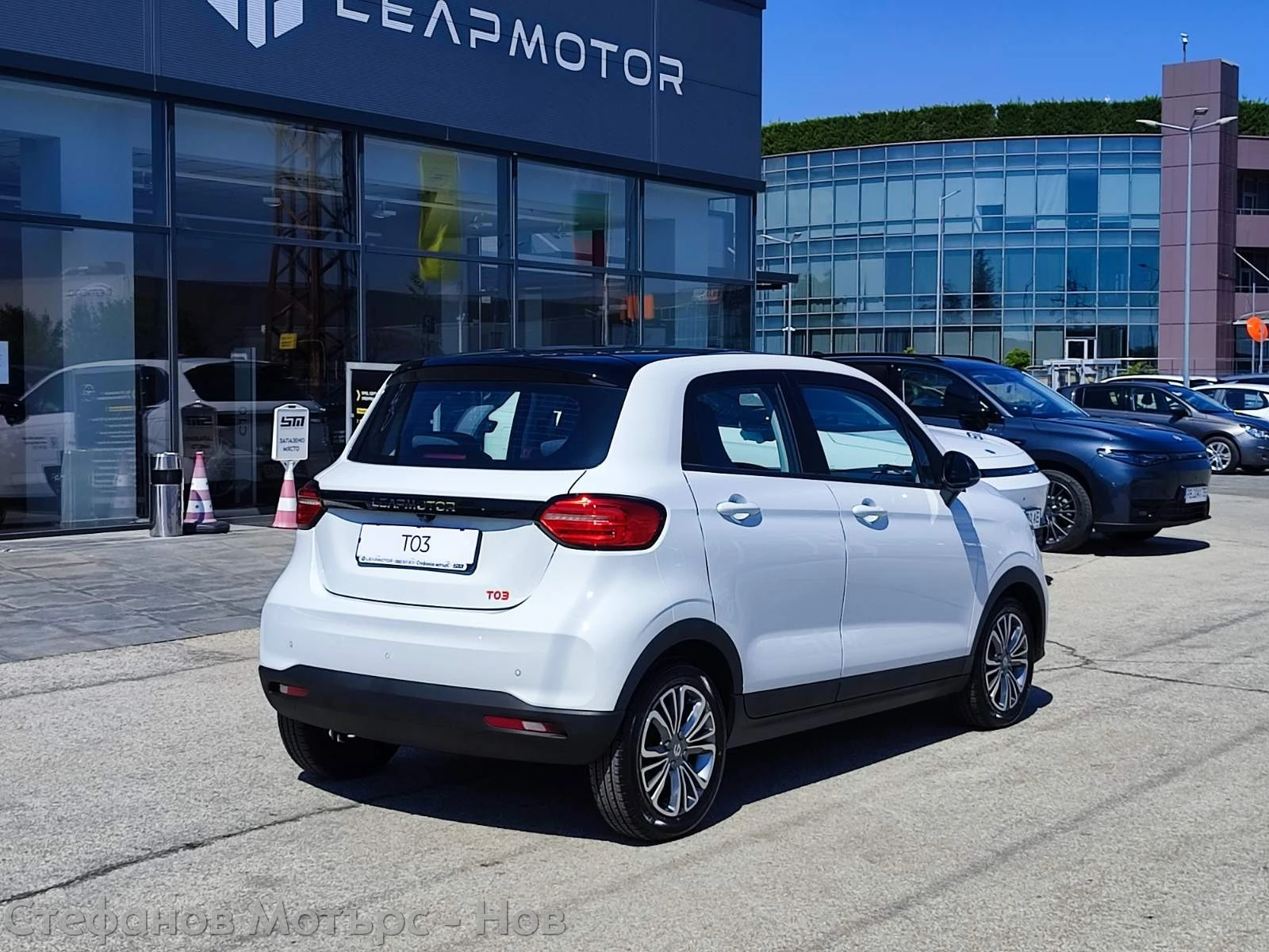 Leapmotor T03 DESIGN BEV 70kW 37 3kWh, снимка 6 - Автомобили и джипове - 55061652