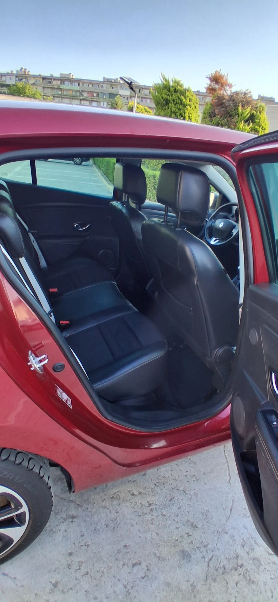 Renault Megane 1.5dci BOSE | Mobile.bg � ����������� 10