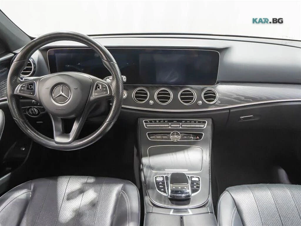Mercedes-Benz E 300 360 * Burmester * АвтоКредит * (ЦЕНА ДО БГ), снимка 6 - Автомобили и джипове - 55344739