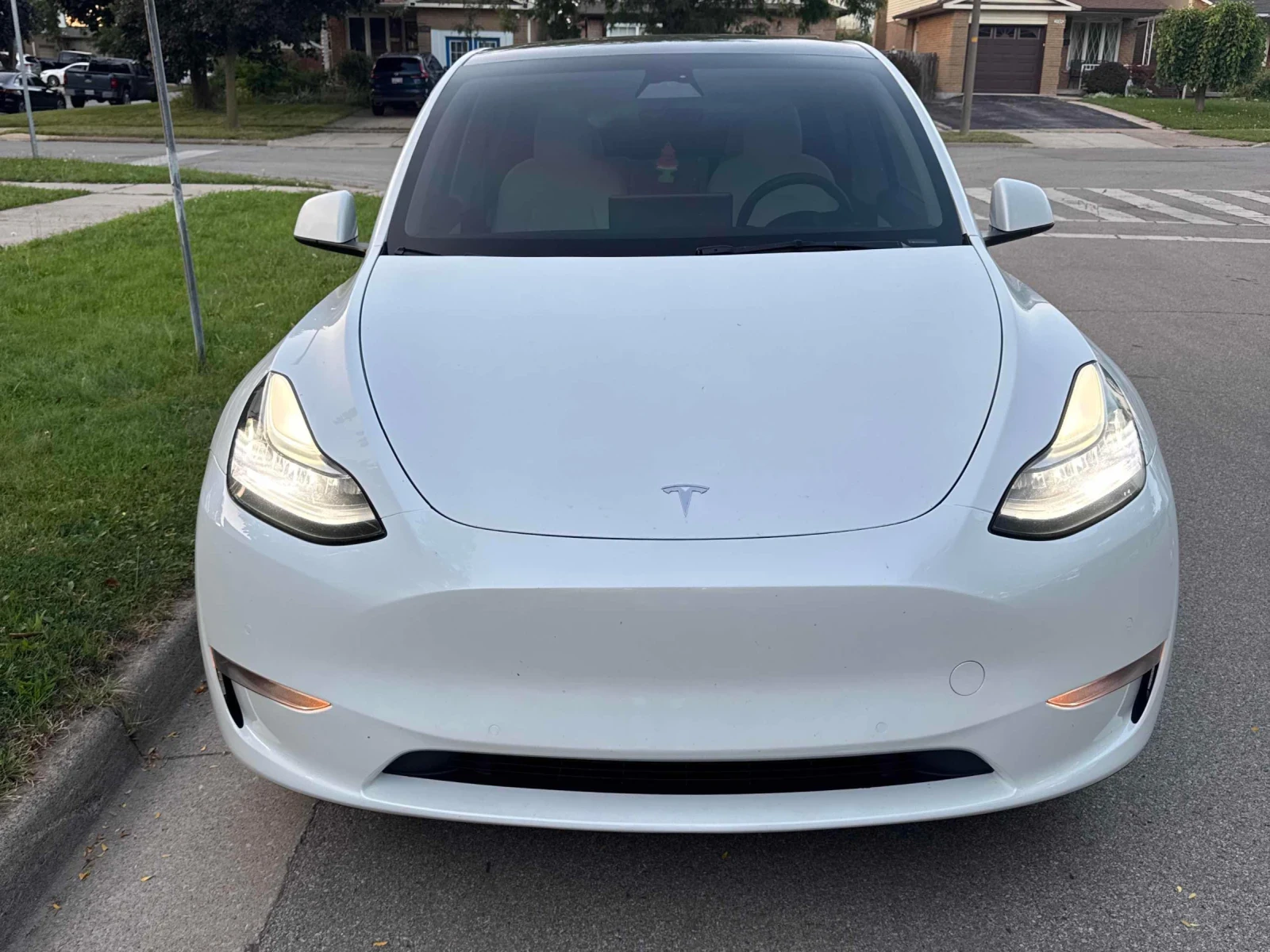 Tesla Model Y Long Range* Pano* 360* Подгрев* Keyless* , снимка 3 - Автомобили и джипове - 55782464