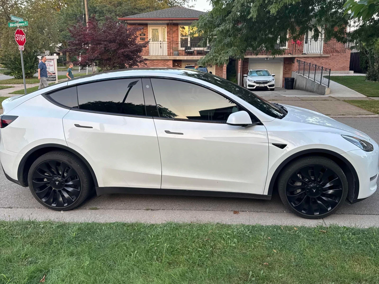 Tesla Model Y Long Range* Pano* 360* Подгрев* Keyless* , снимка 4 - Автомобили и джипове - 55782464