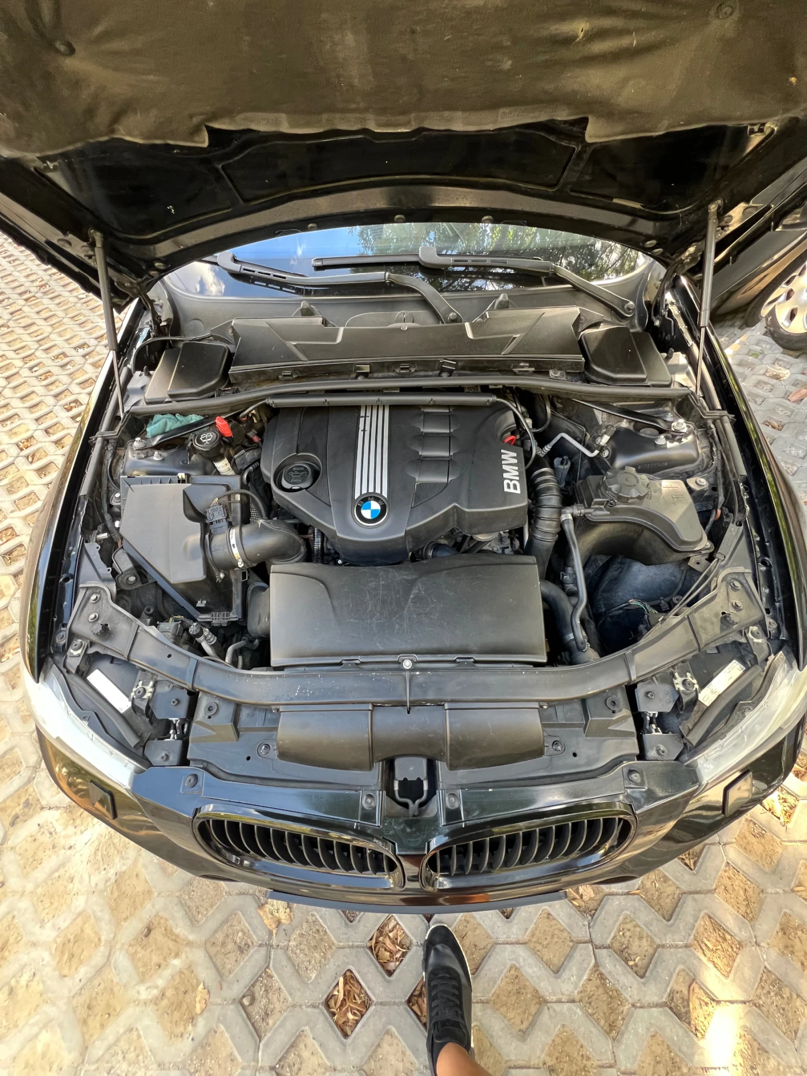 BMW 320, снимка 15 - Автомобили и джипове - 55836325