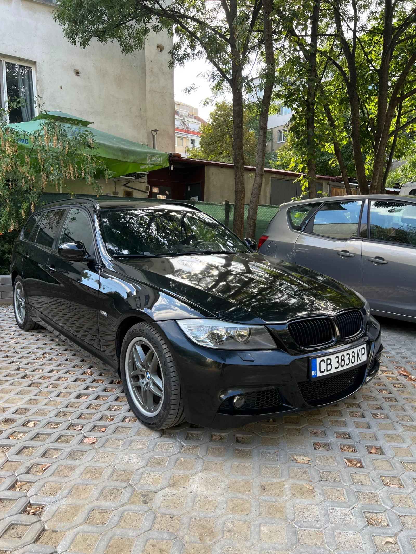 BMW 320, снимка 2 - Автомобили и джипове - 55836325