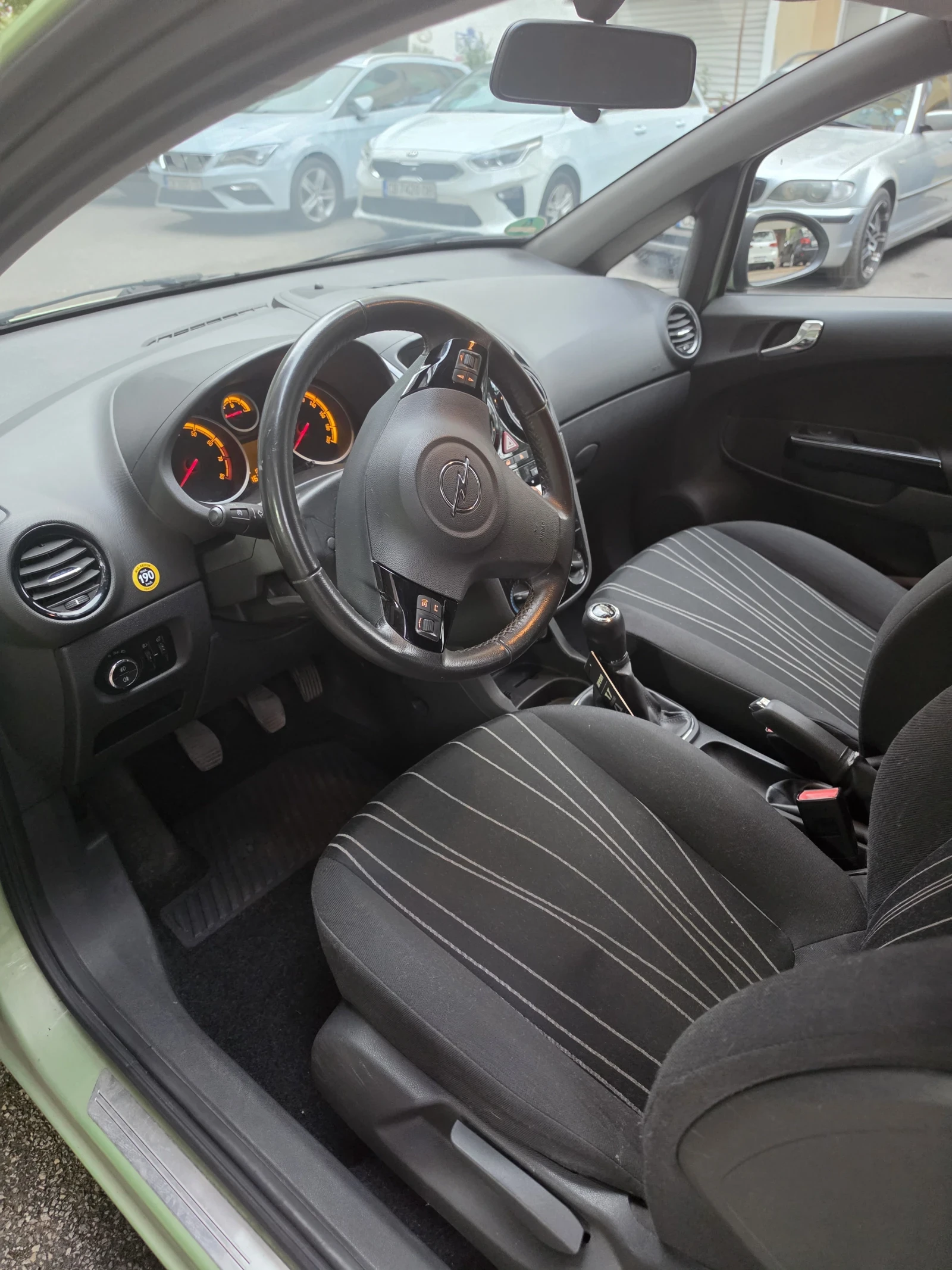 Opel Corsa 111, снимка 5 - Автомобили и джипове - 55867933