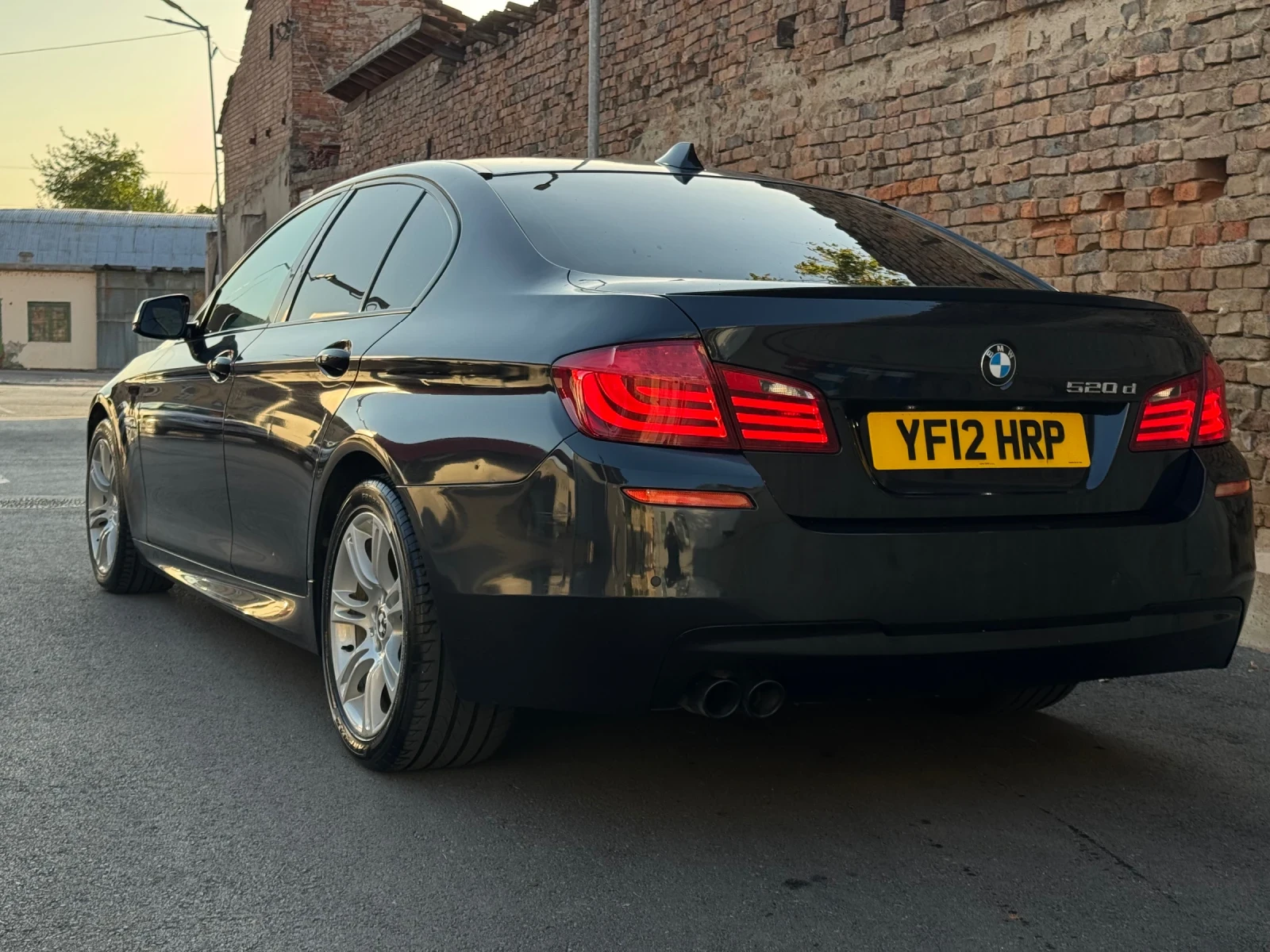 BMW 520 M PACK / REKARO / TOP / KEYLESS, снимка 6 - Автомобили и джипове - 55986914