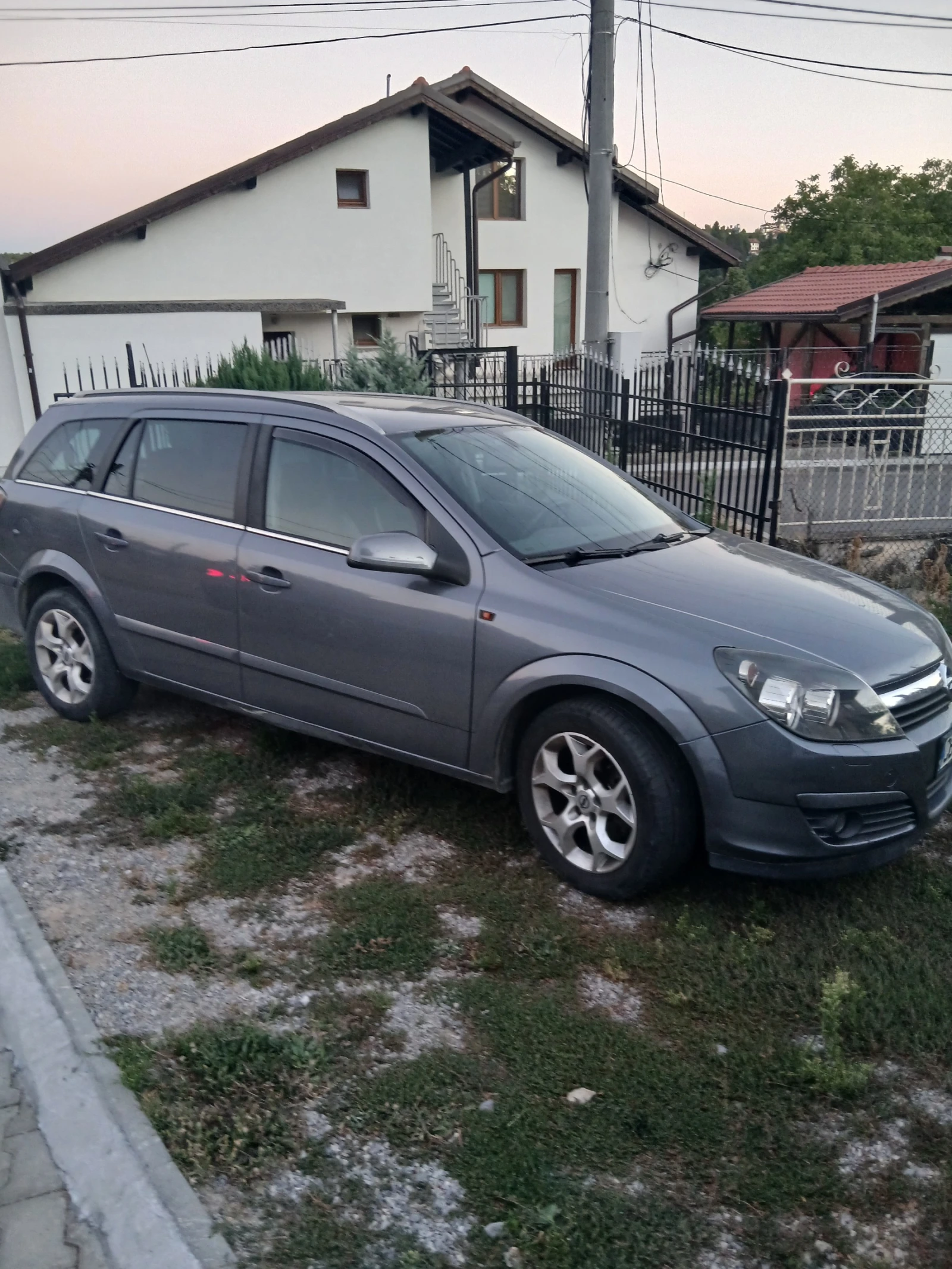 Opel Astra 1.7, снимка 2 - Автомобили и джипове - 55971864