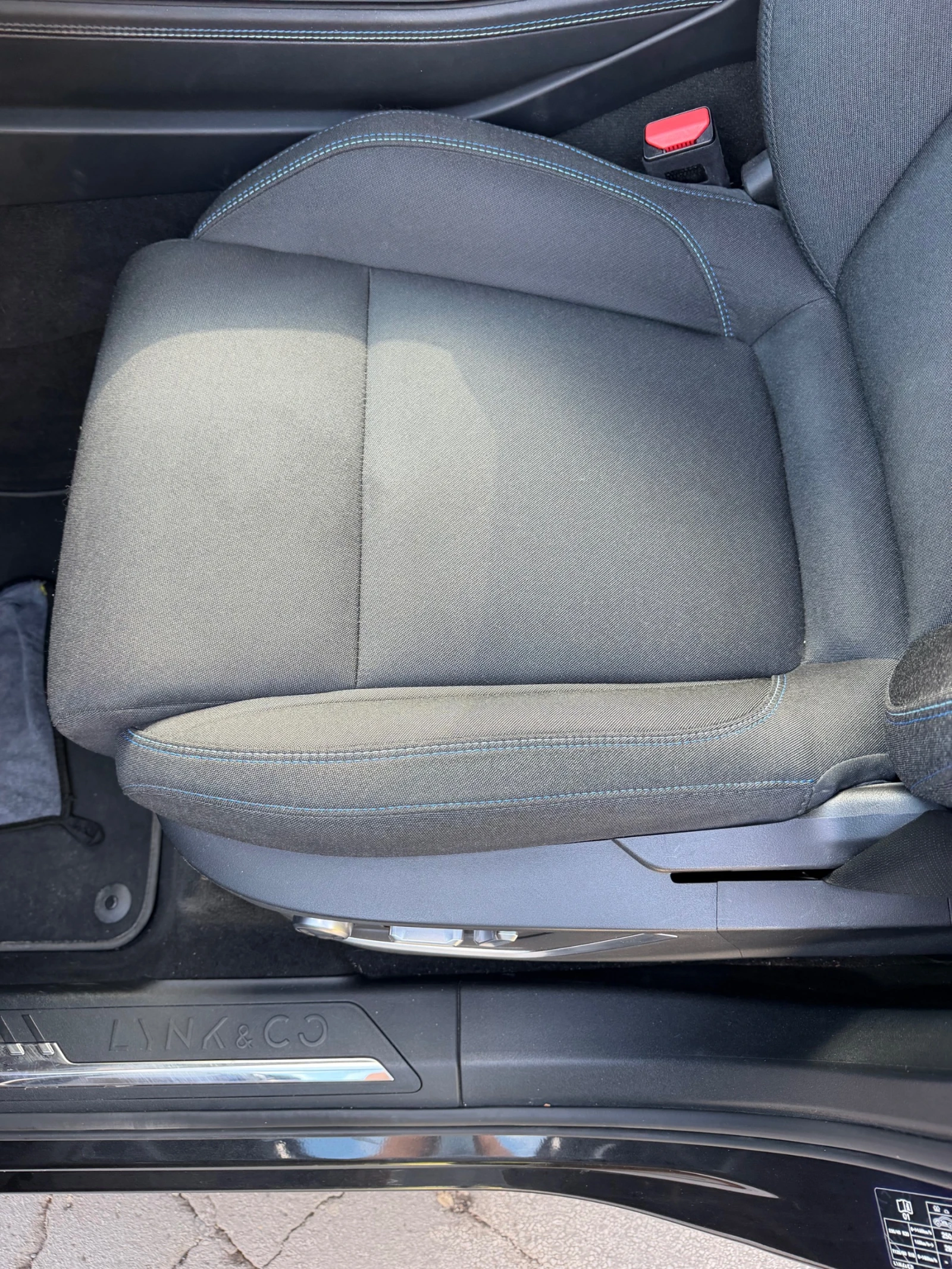 LynkCo 01, снимка 16 - Автомобили и джипове - 56112330