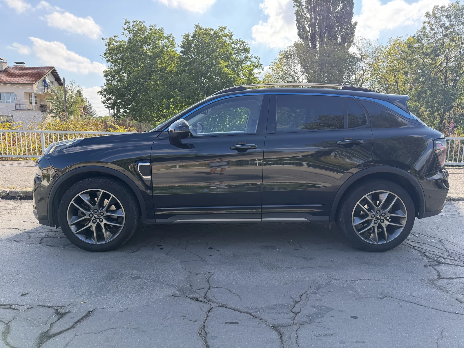 LynkCo 01, снимка 3 - Автомобили и джипове - 56112330