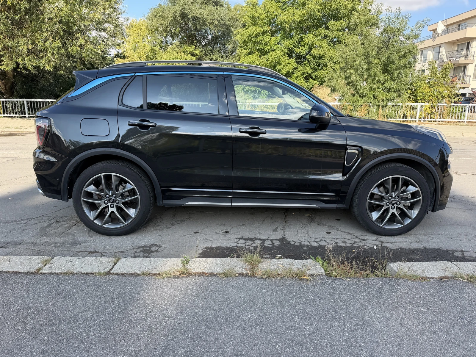 LynkCo 01, снимка 12 - Автомобили и джипове - 56112330