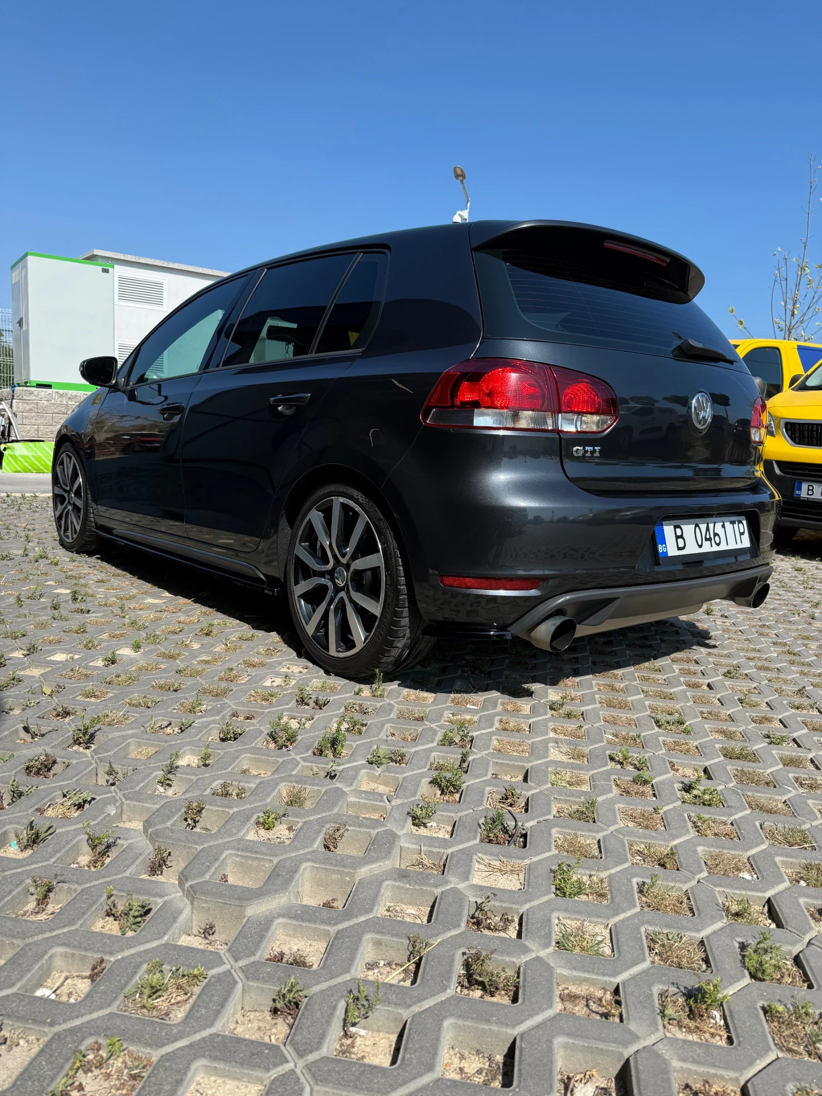 VW Golf GTI, снимка 4 - Автомобили и джипове - 56345103