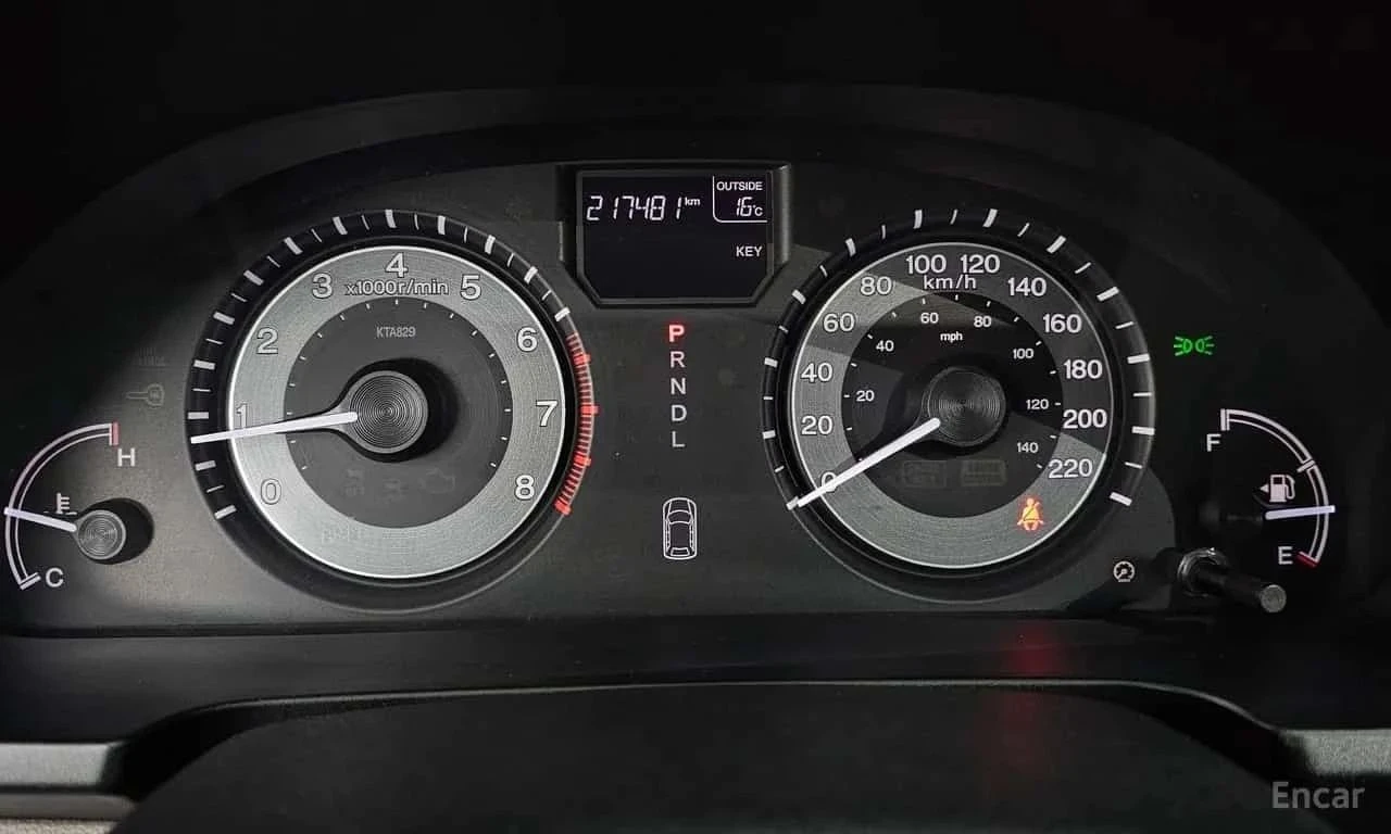 Honda Odyssey, снимка 8 - Автомобили и джипове - 56688074
