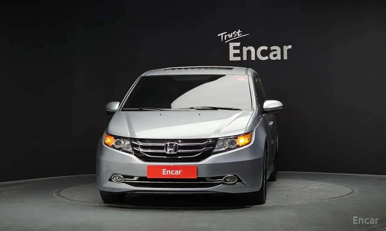 Honda Odyssey, снимка 3 - Автомобили и джипове - 56688074