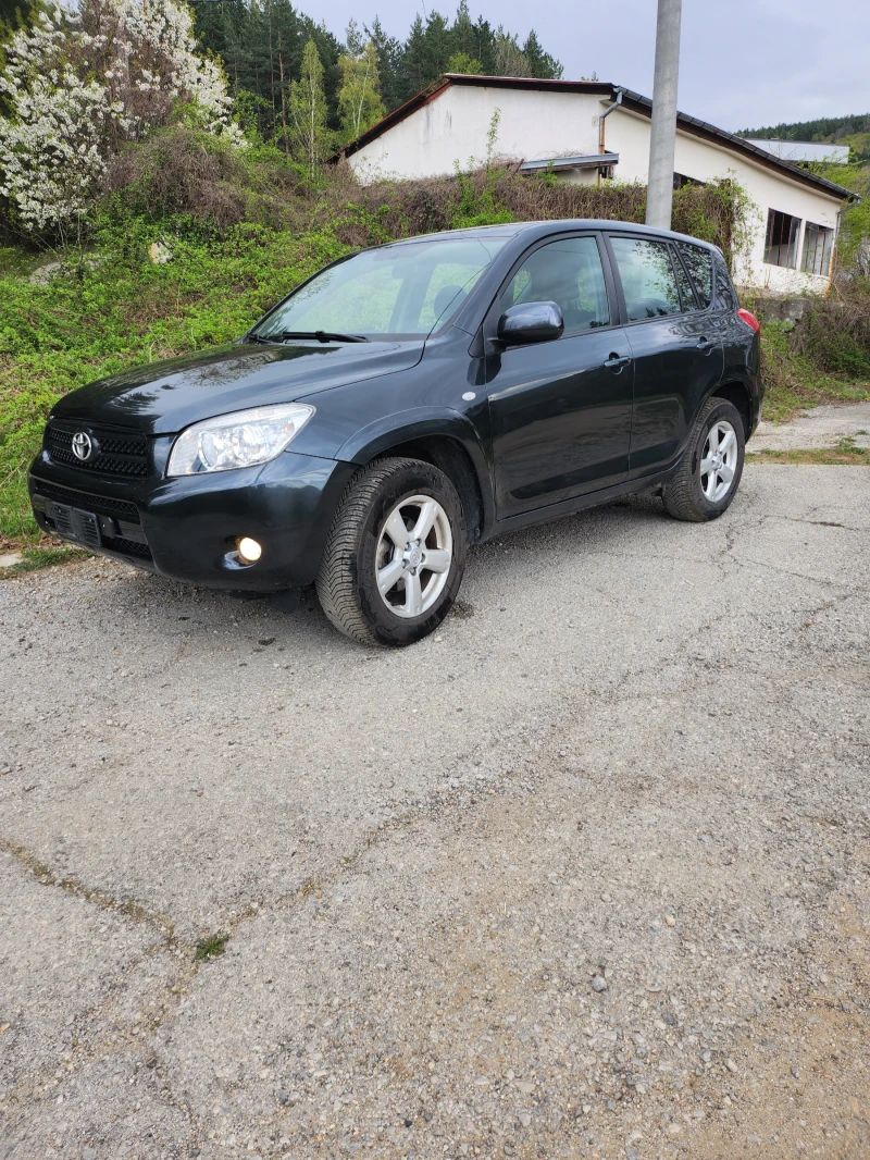 Toyota Rav4, снимка 1 - Автомобили и джипове - 49556396