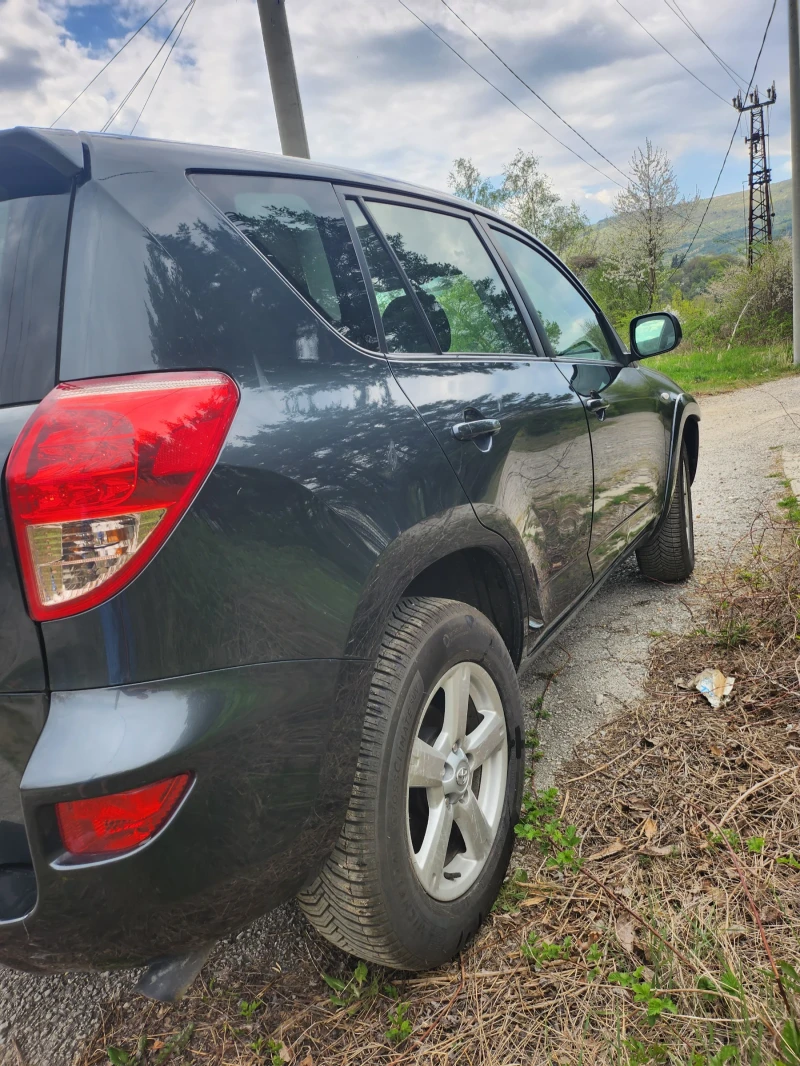 Toyota Rav4, снимка 6 - Автомобили и джипове - 49556396