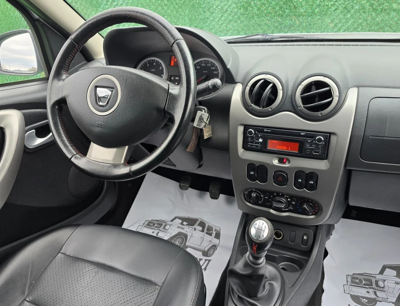 Dacia Duster 1.5DCI* 110кс* 4х4* , снимка 14 - Автомобили и джипове - 52712099
