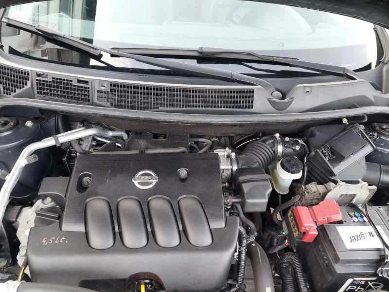 Nissan Qashqai 2.0 4х4 135000km НОВ, снимка 17 - Автомобили и джипове - 53358429