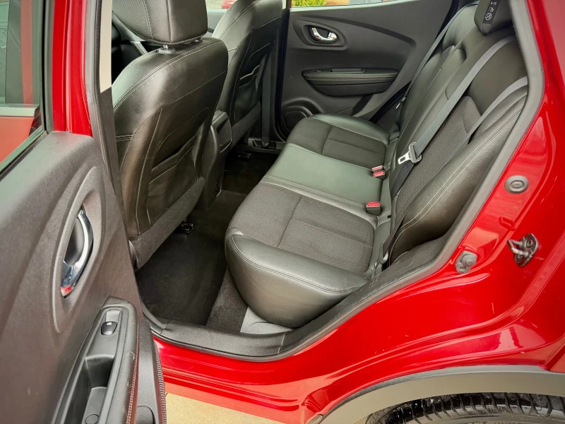 Renault Kadjar 1.5 DCI* ENERGY* INTENS* FULL LED* KEYLESS, снимка 13 - Автомобили и джипове - 53444659