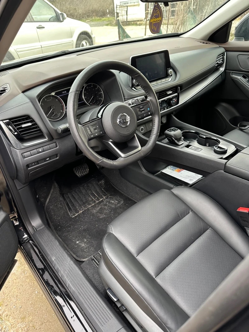 Nissan Rogue, снимка 5 - Автомобили и джипове - 53485278