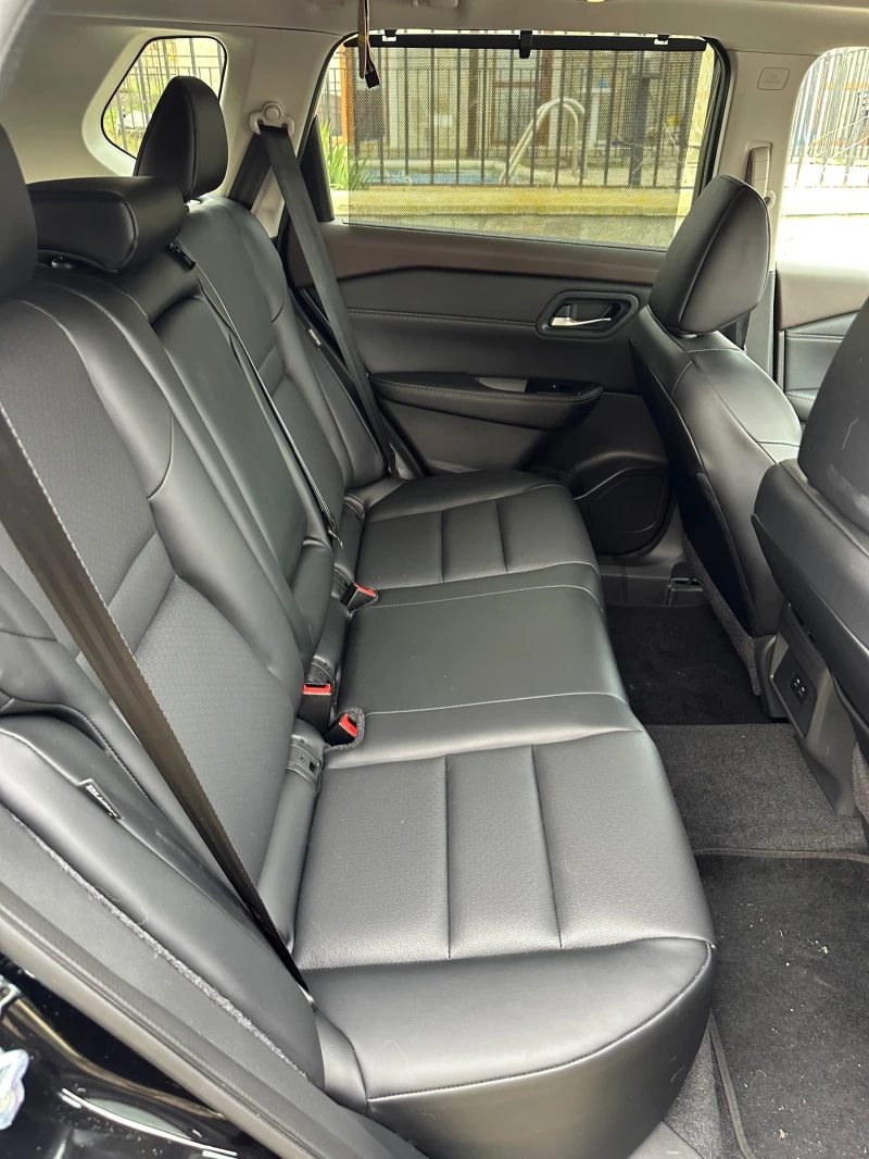 Nissan Rogue, снимка 10 - Автомобили и джипове - 53485278