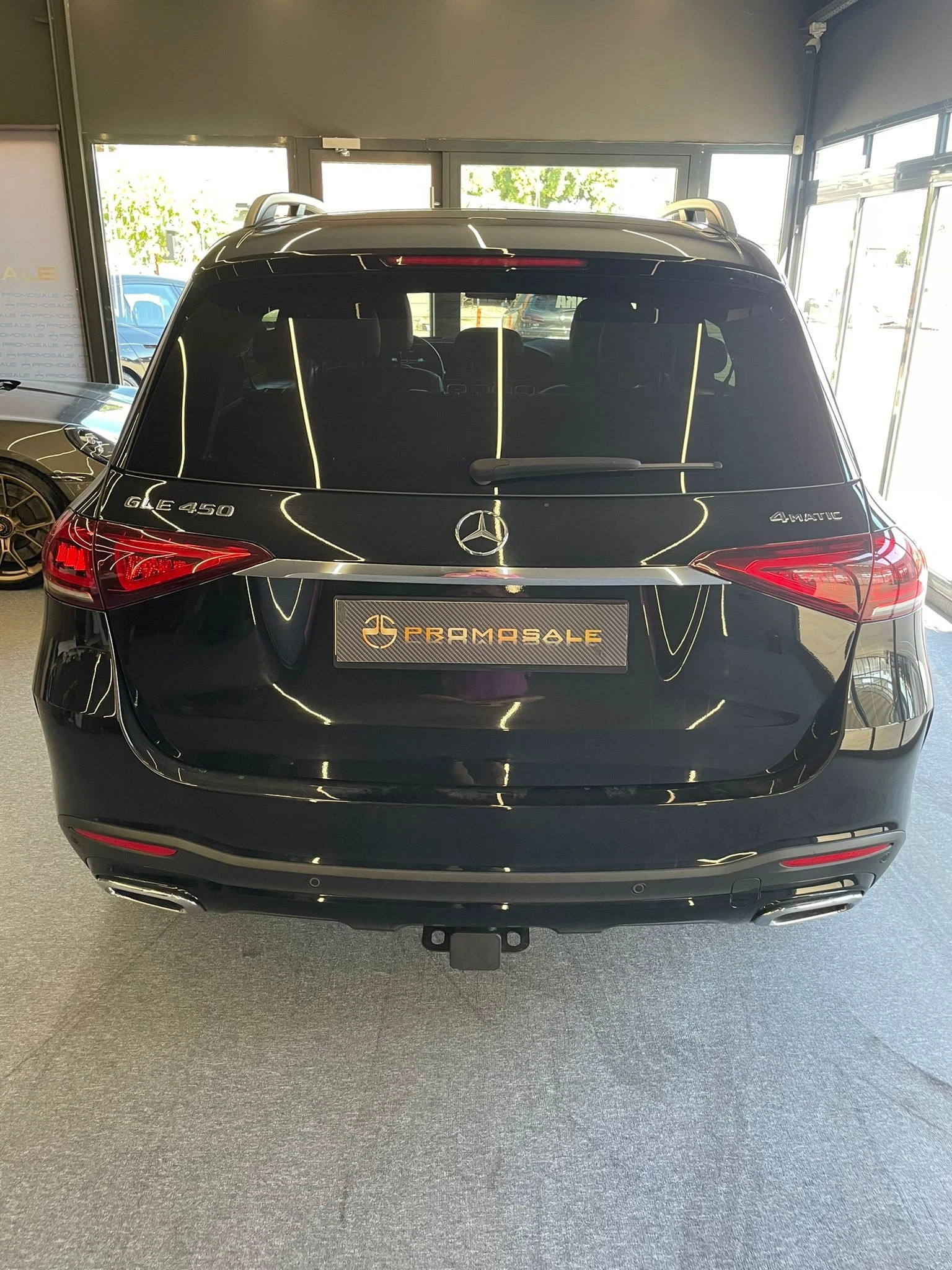 Mercedes-Benz GLE 450 AMG 4Matic* AMG* Pano* Burm - изображение 8