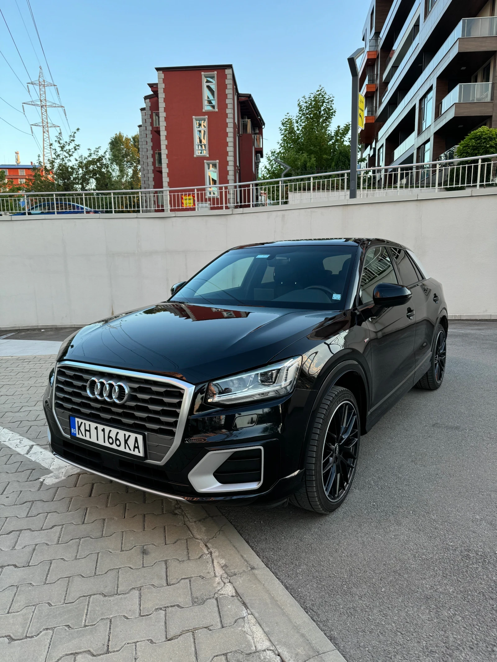 Audi Q2 35* 2.0TDI* S-LINE* PANO*  - изображение 3