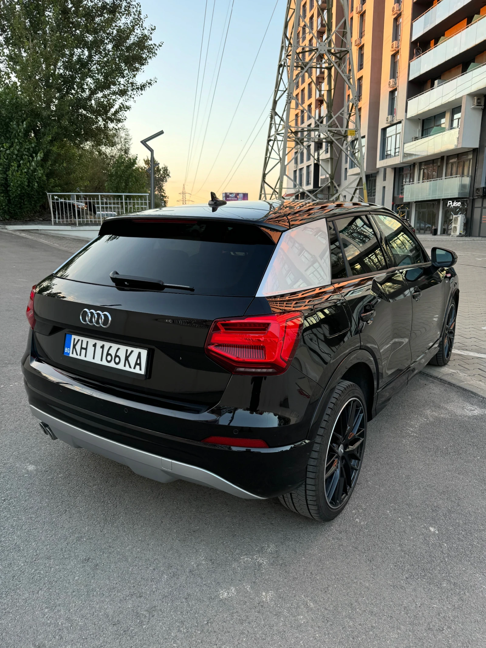 Audi Q2 35* 2.0TDI* S-LINE* PANO*  - изображение 6