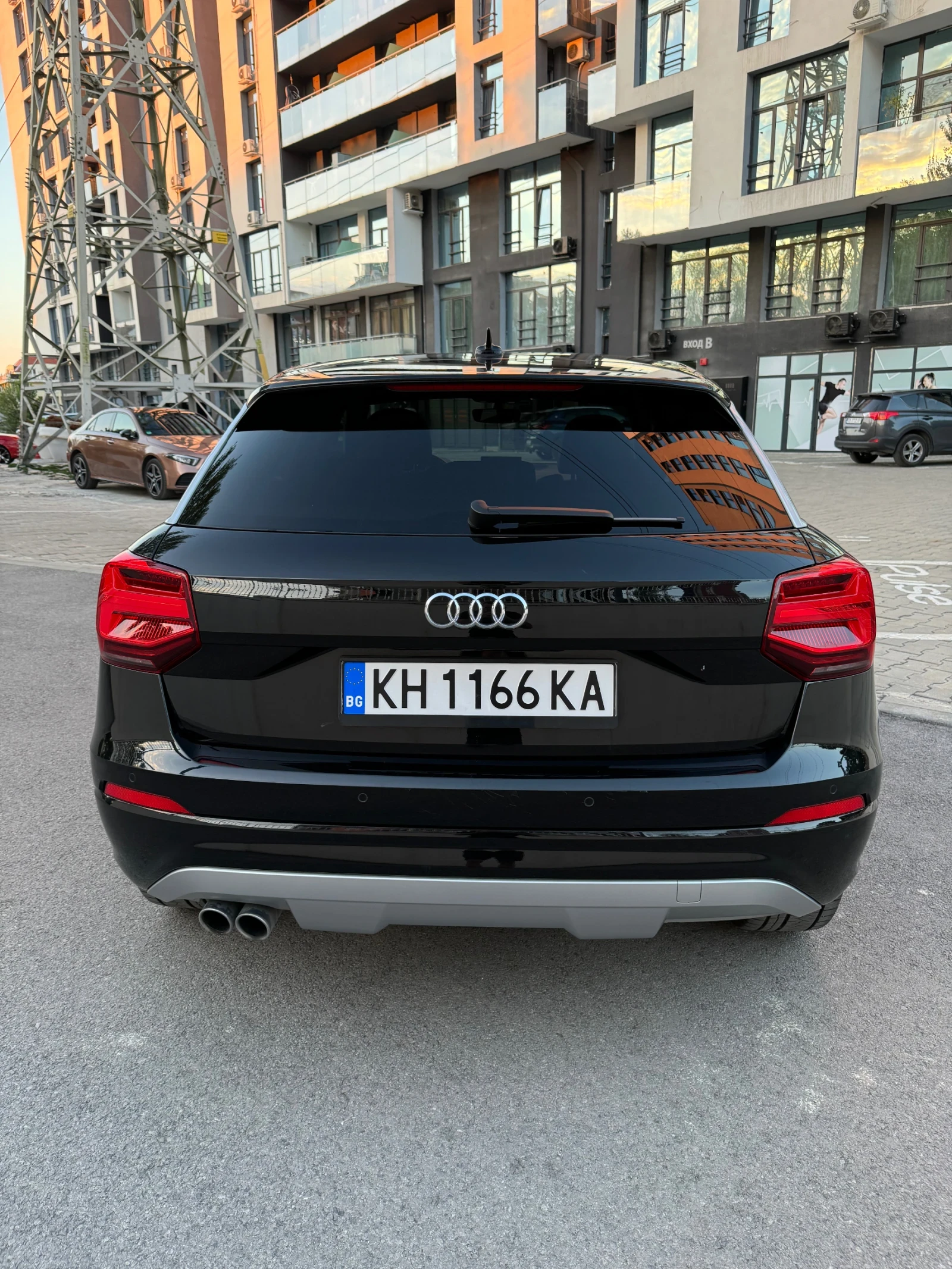 Audi Q2 35* 2.0TDI* S-LINE* PANO*  - изображение 5