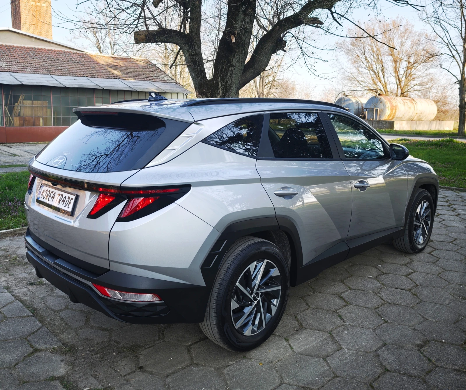 Hyundai Tucson 2.0 CRDI, снимка 4 - Автомобили и джипове - 53827955