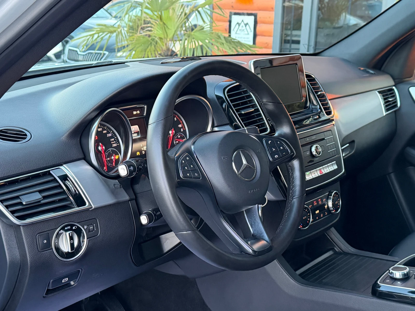 Mercedes-Benz GLE 350 Нав внос от Белгия!, снимка 12 - Автомобили и джипове - 54430953