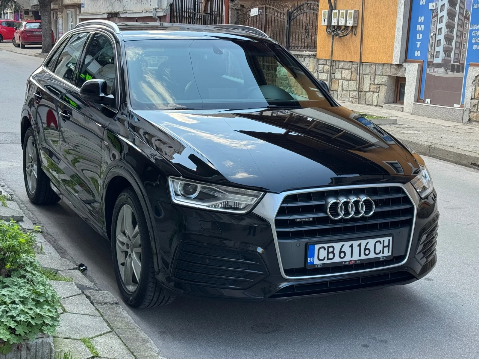 Audi Q3 S-line Quattro, снимка 2 - Автомобили и джипове - 54466749