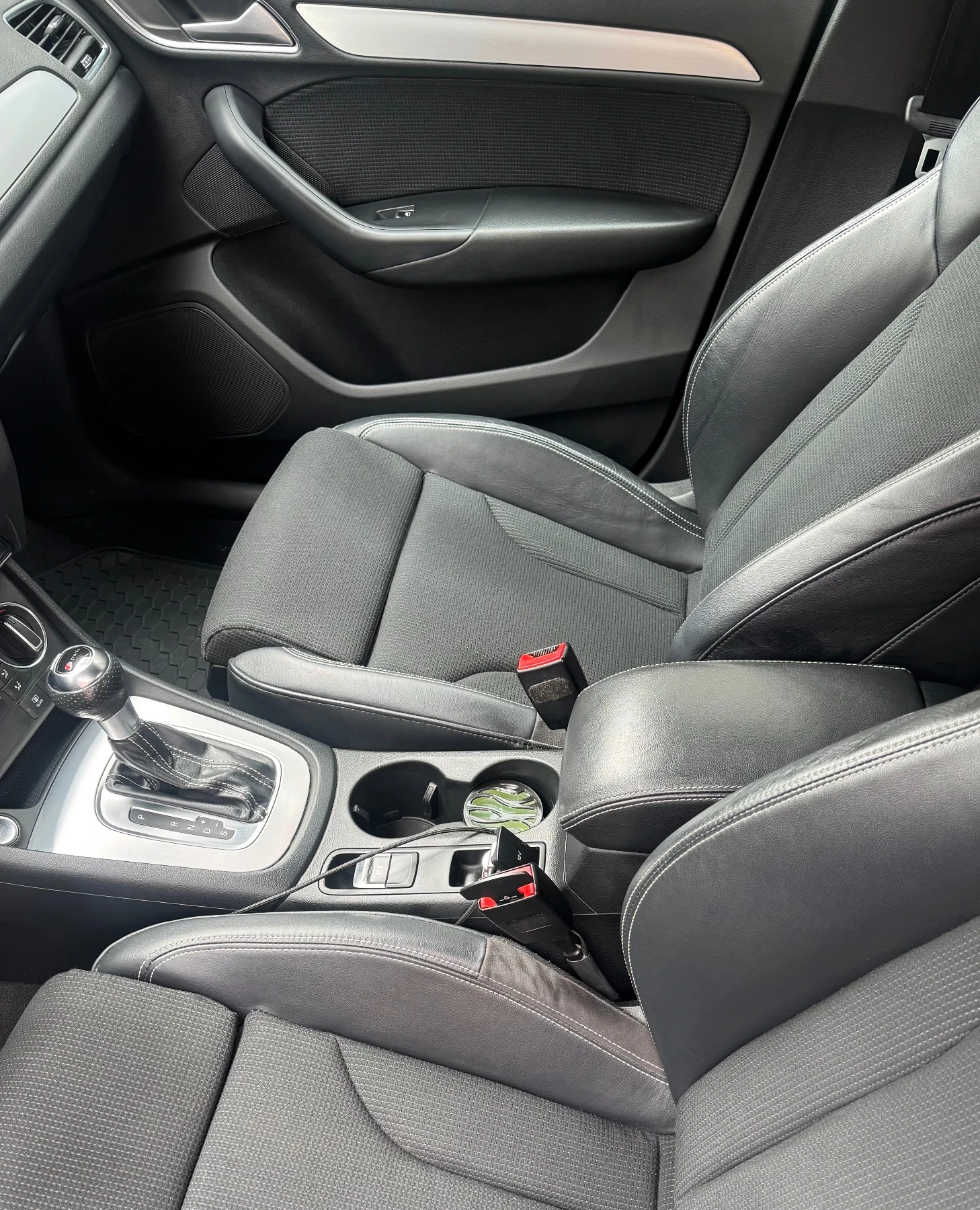 Audi Q3 S-line Quattro, снимка 5 - Автомобили и джипове - 54466749