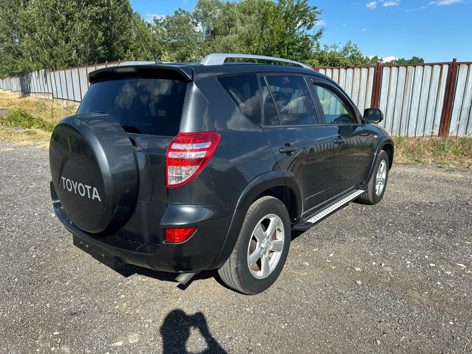 Toyota Rav4 RAV4 2.2 D-4D  EXECUTIVE / НАПЪЛНО ОБСЛУЖЕНА /4х4/, снимка 4 - Автомобили и джипове - 54922243