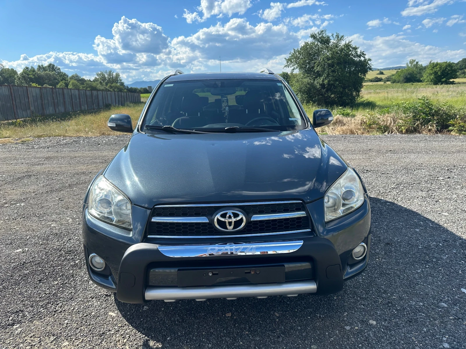 Toyota Rav4 RAV4 2.2 D-4D  EXECUTIVE / НАПЪЛНО ОБСЛУЖЕНА /4х4/, снимка 2 - Автомобили и джипове - 54922243