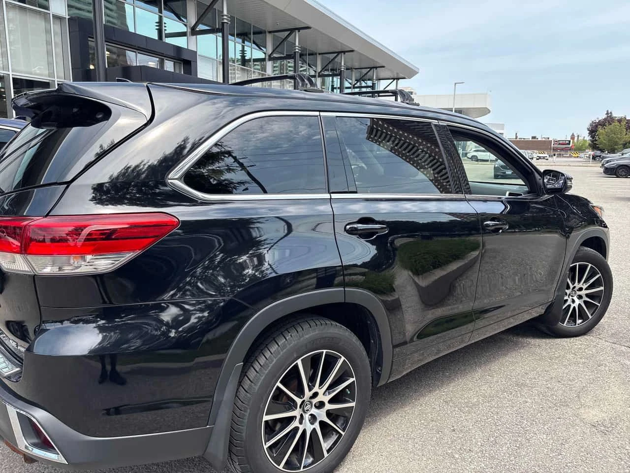 Toyota Highlander * XLE * CARFAX * ОПЦИЯ ЗА ФИНАНСИРАНЕ, снимка 14 - Автомобили и джипове - 55338782
