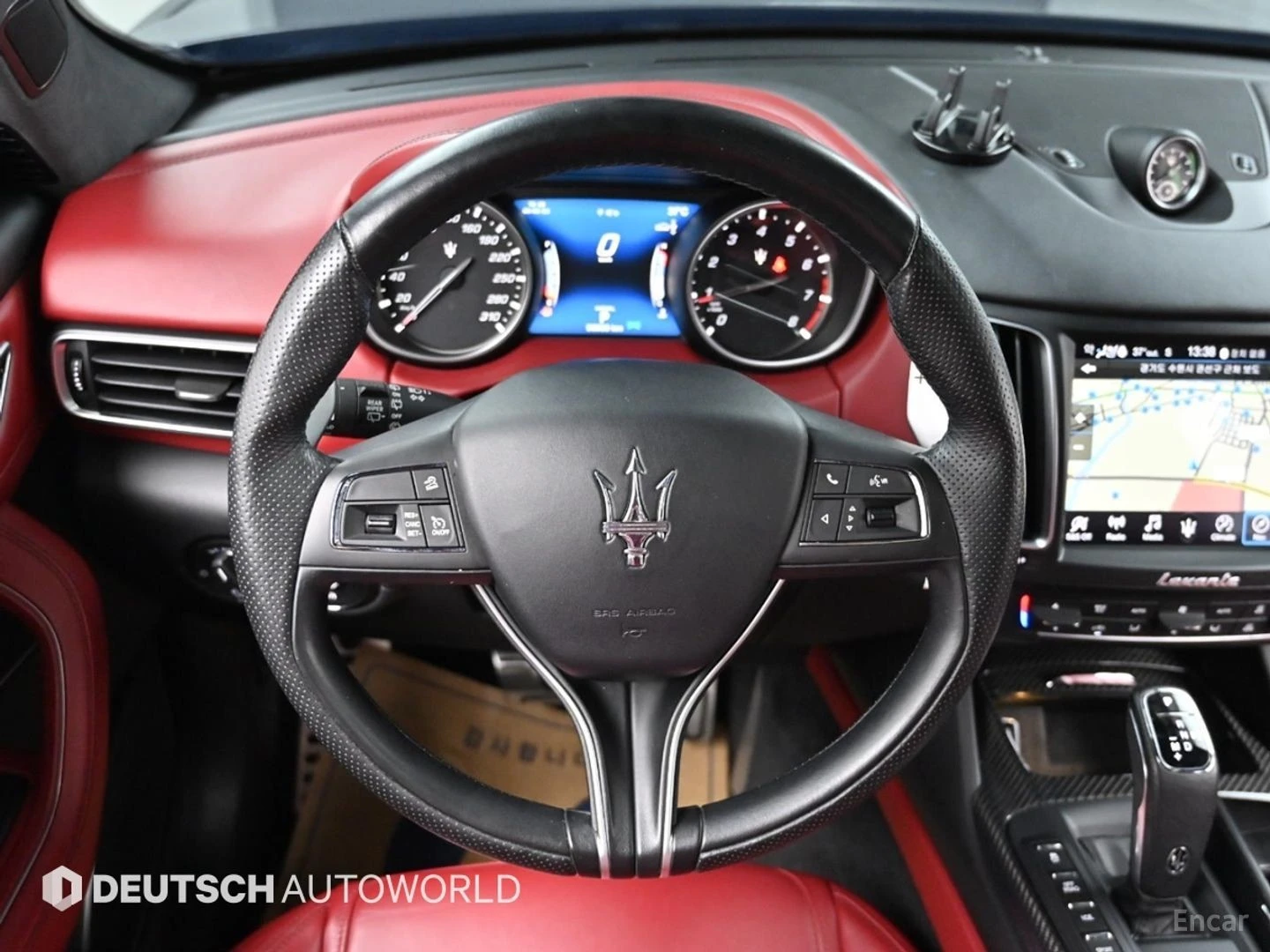 Maserati Levante 3.0 AWD GRAN SPORT* КОЖА* ОБДУХВ* НАВИ* ПАНО, снимка 11 - Автомобили и джипове - 55435099