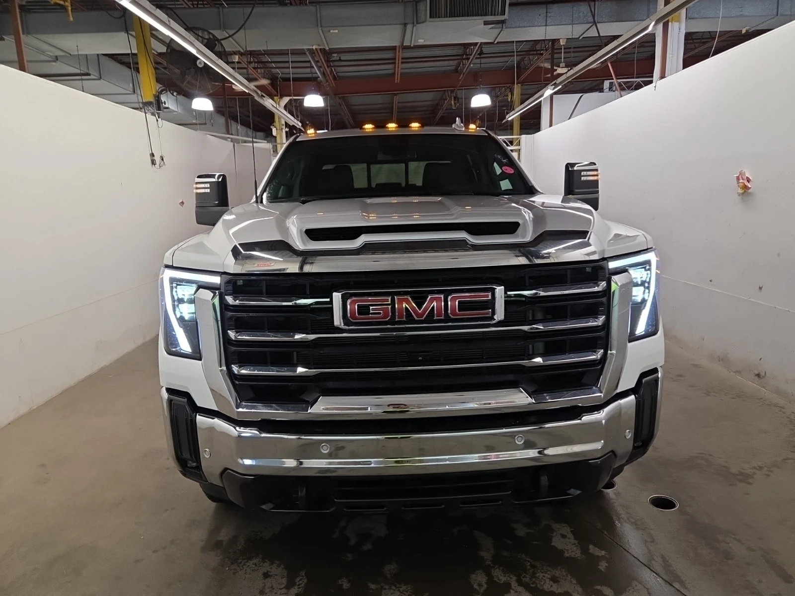 Gmc Sierra SLT| HUD| ОБДУХ| 360| 2 КЛЮЧА| 10к КМ| , снимка 17 - Автомобили и джипове - 55842845