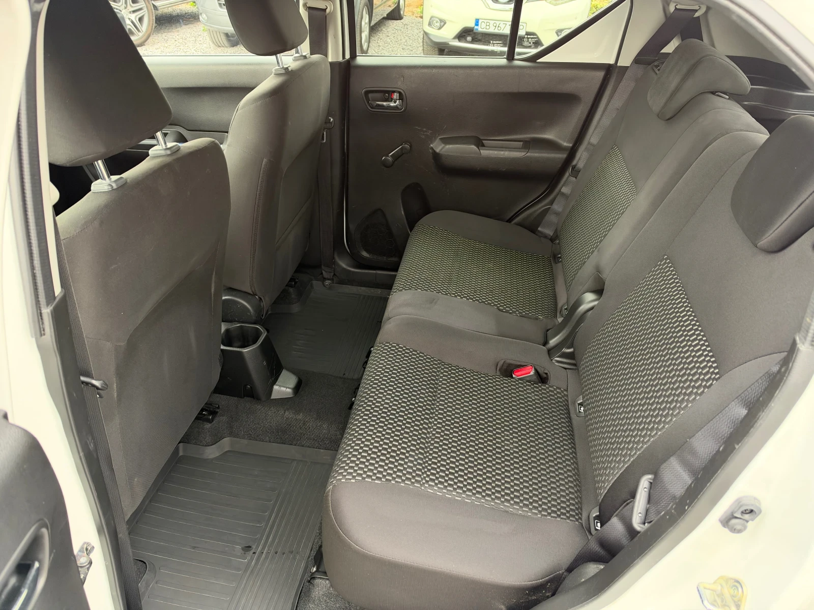 Suzuki Ignis Facelift 2020/1.2i (83hp) HYBRID/4х4/72 000km./EU6, снимка 13 - Автомобили и джипове - 56235667