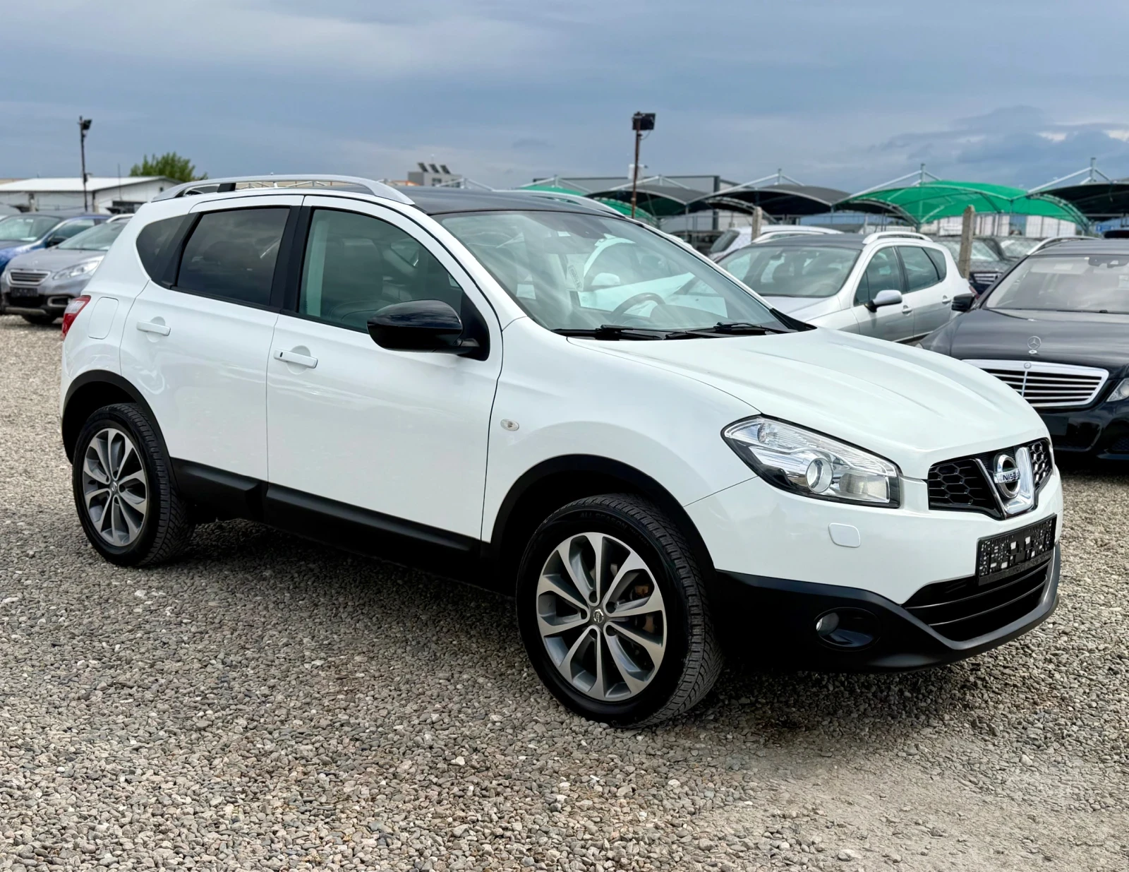 Nissan Qashqai 1.5dCi* N-Tec* BOsE* Keyless-Go* ЛИЗИНГ  * , снимка 3 - Автомобили и джипове - 56277446