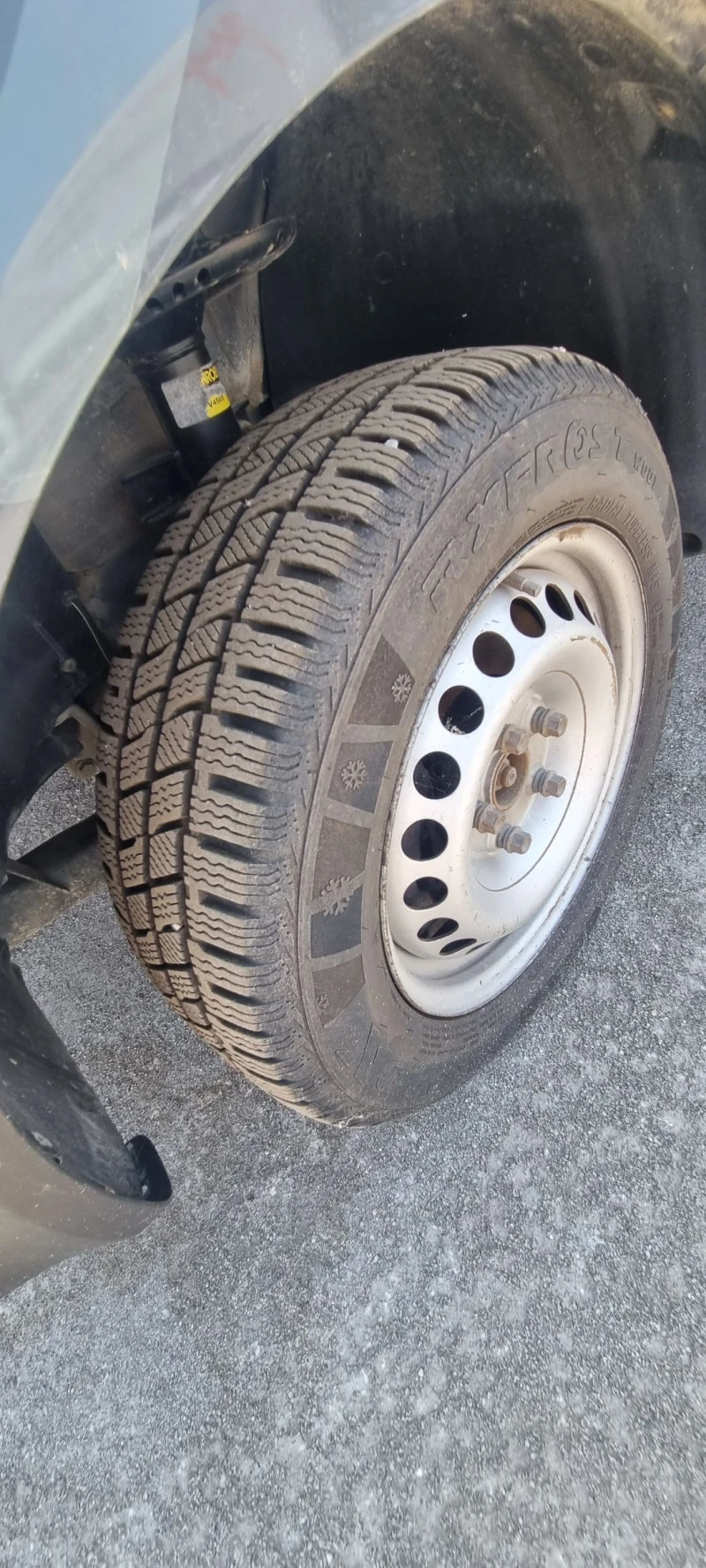 VW T5, снимка 5 - Бусове и автобуси - 52413487