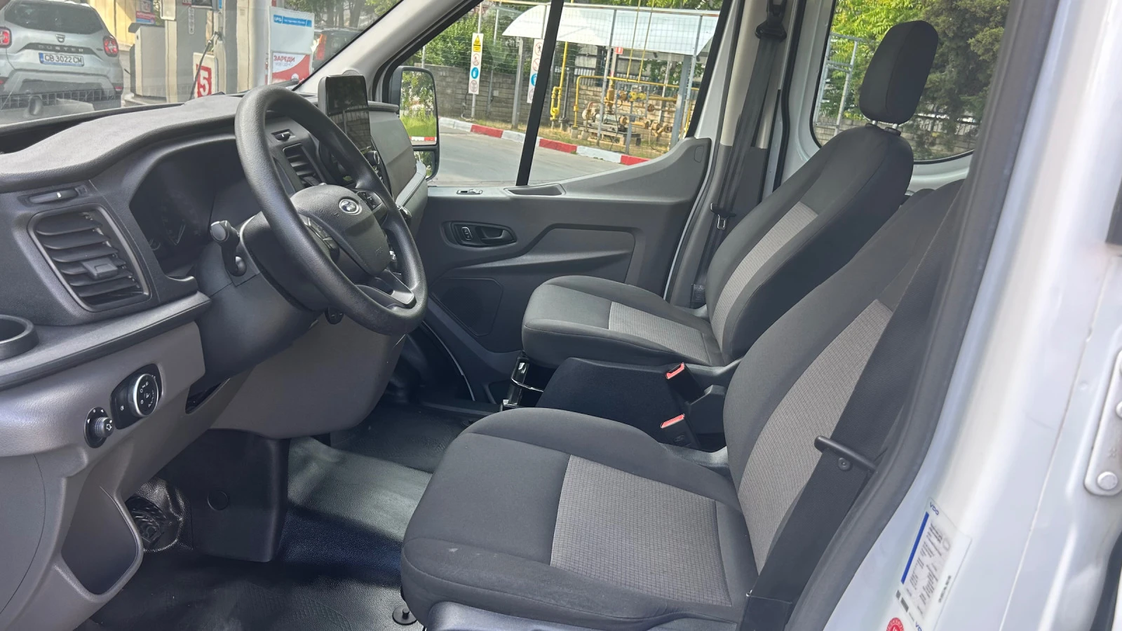 Ford Transit 2.0TDCi - изображение 7