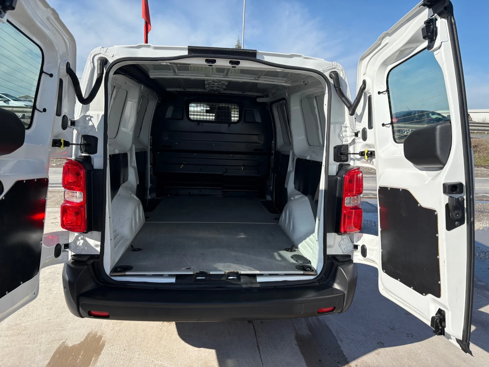 Toyota Proace 2, 0D-Maxi-Klima - изображение 9