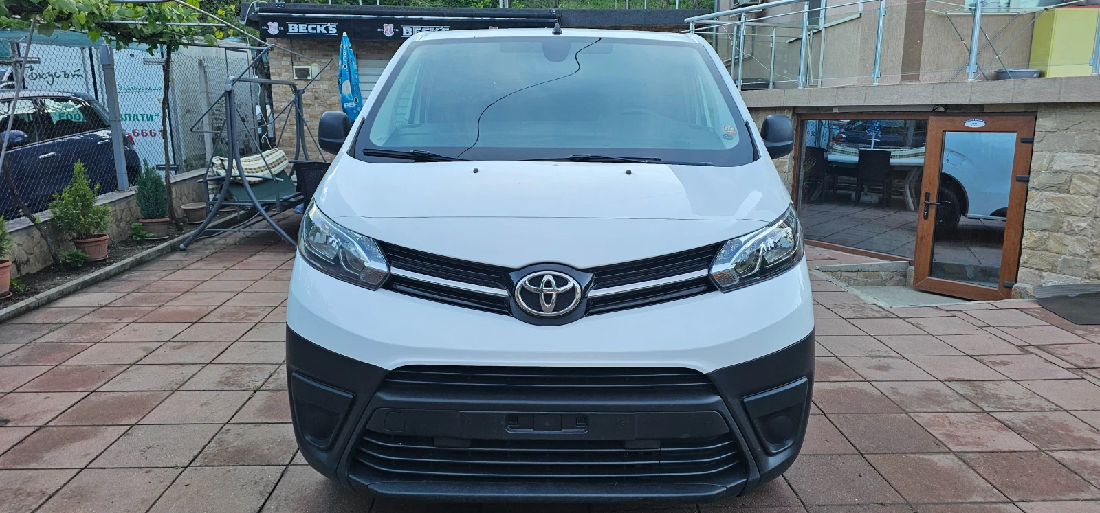 Toyota Proace 2.0D !!! 189000km Минал ГТП преди внос , снимка 4 - Бусове и автобуси - 54715791